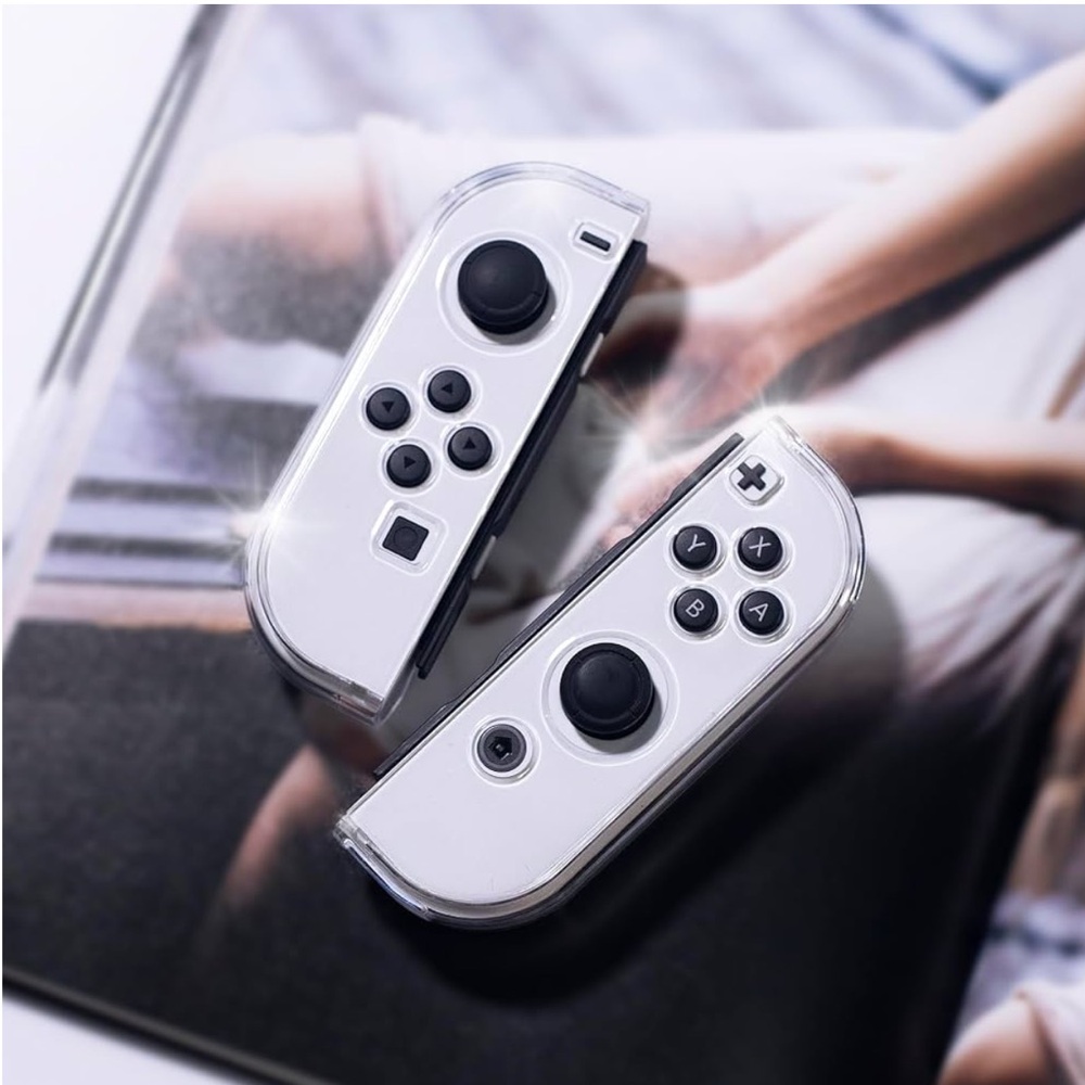 ✨BNWT - Transparent Protective case with NS Switch Accessories✨ - Picture 6 of 9
